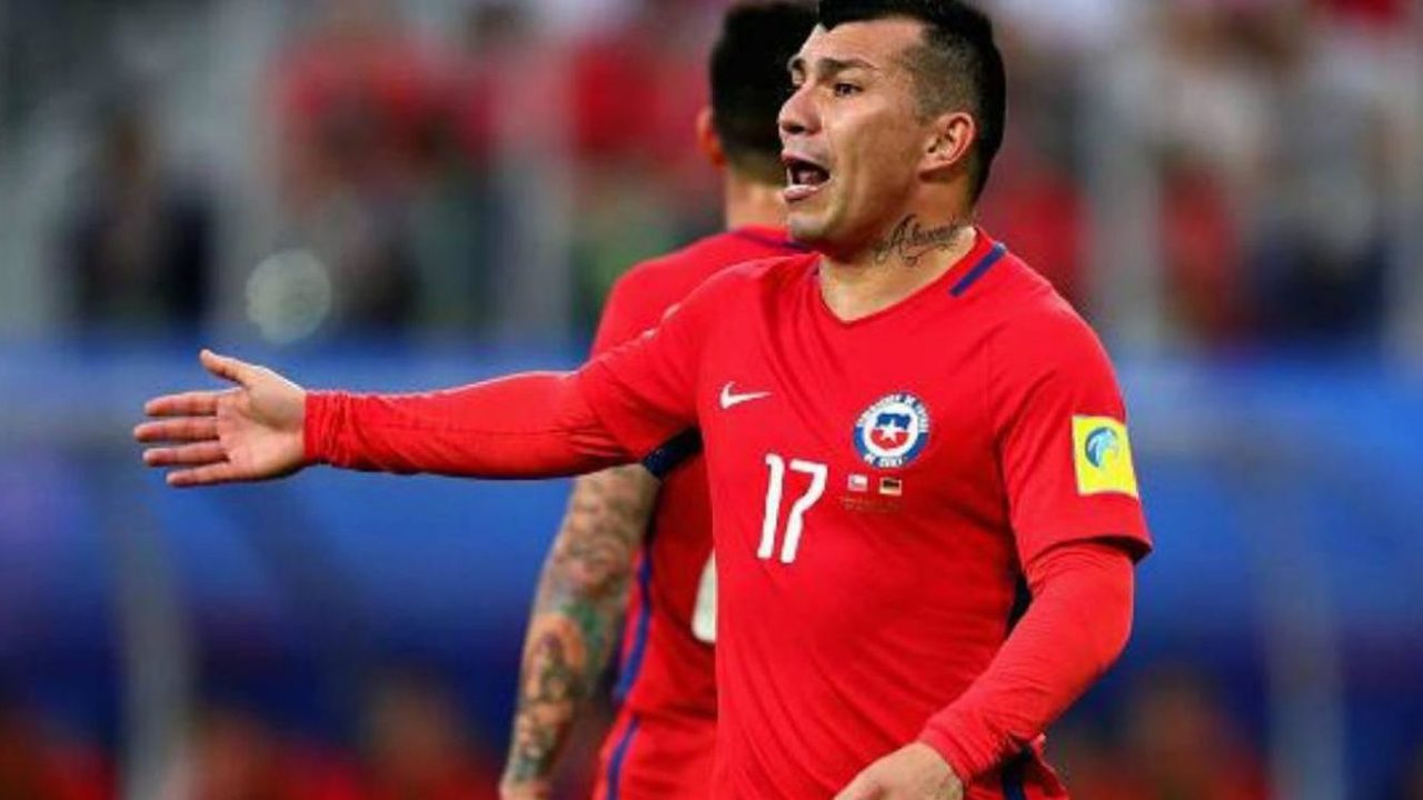 37 futbolistas chilenos apodados el pitbull los mejores jugadores del futbol chileno