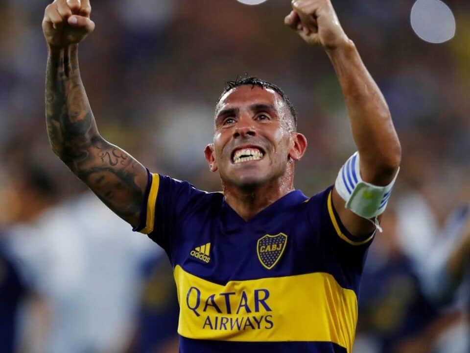 descubre los 34 apodos mas iconicos de carlos tevez el jugador de futbol